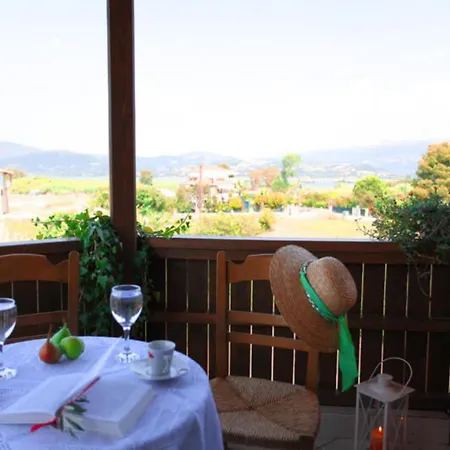 Porto Nirikos Апартаменты