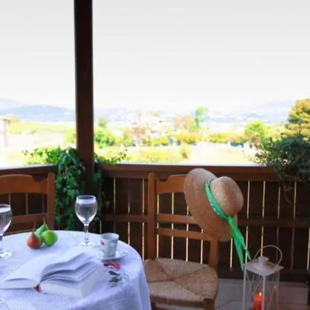 Porto Nirikos Апартаменты Лефкада