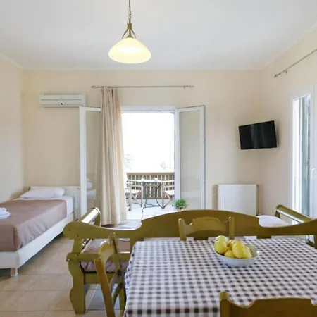 Porto Nirikos 公寓 *