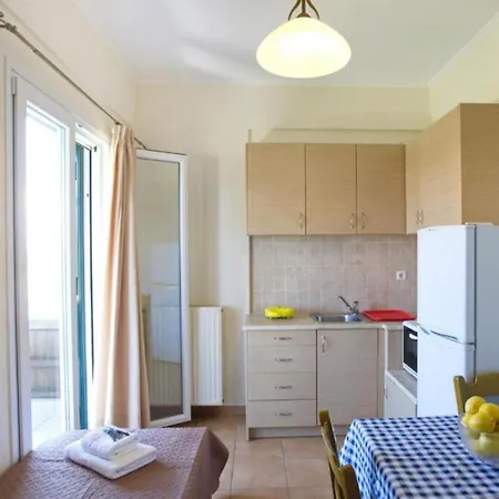 Апартаменты Porto Nirikos