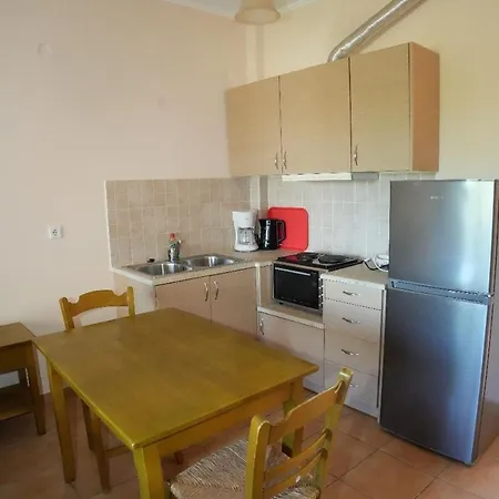 Апартаменты Porto Nirikos