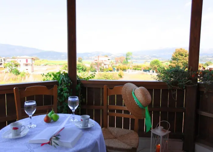 Porto Nirikos 公寓