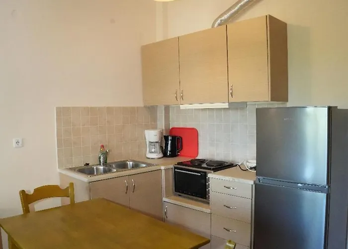 公寓 Porto Nirikos *