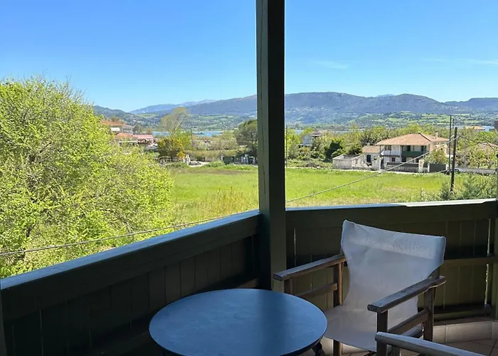 Porto Nirikos Apartment