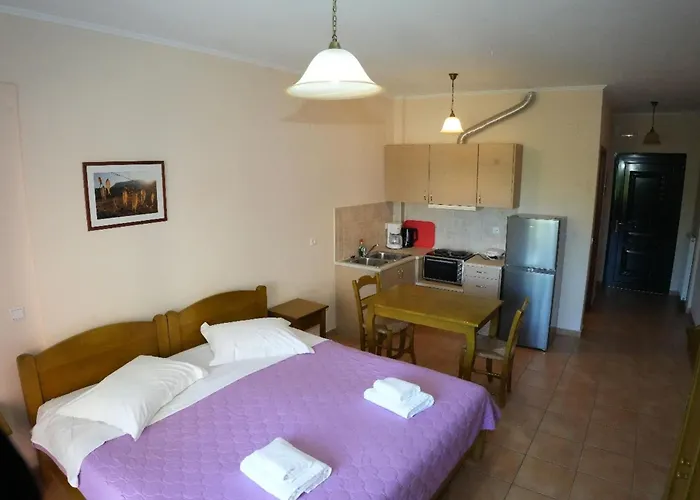 Porto Nirikos Apartment *