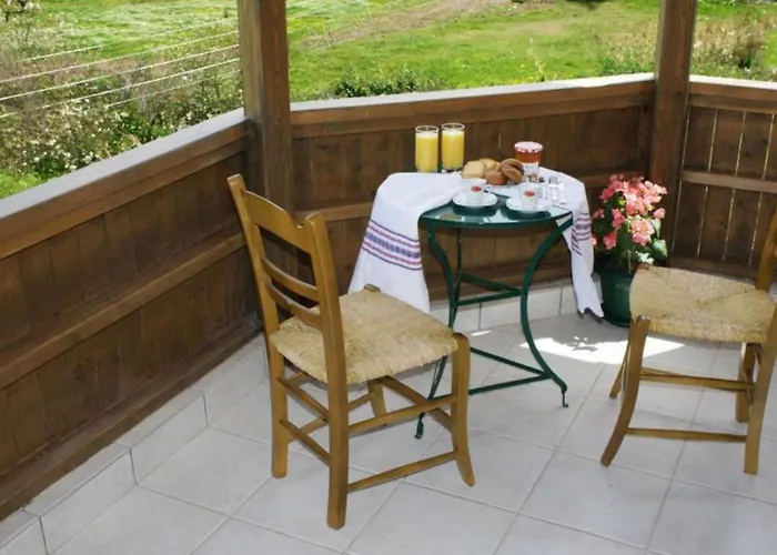 Porto Nirikos Apartment