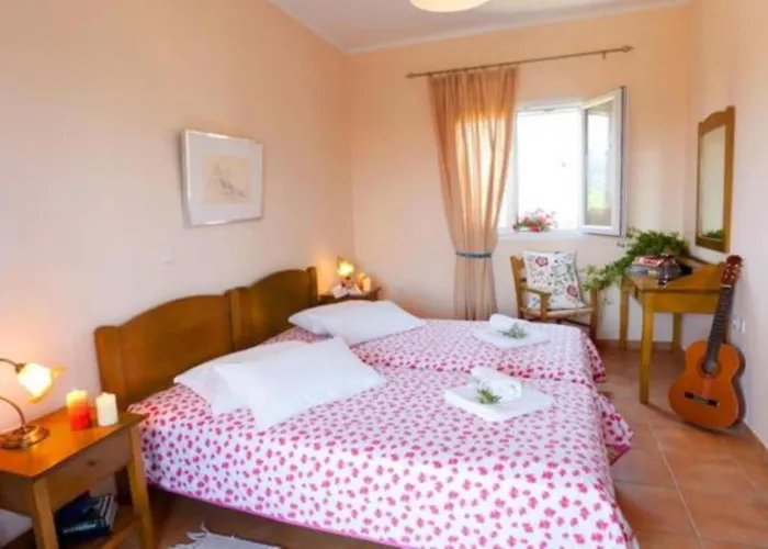 Porto Nirikos Apartment *