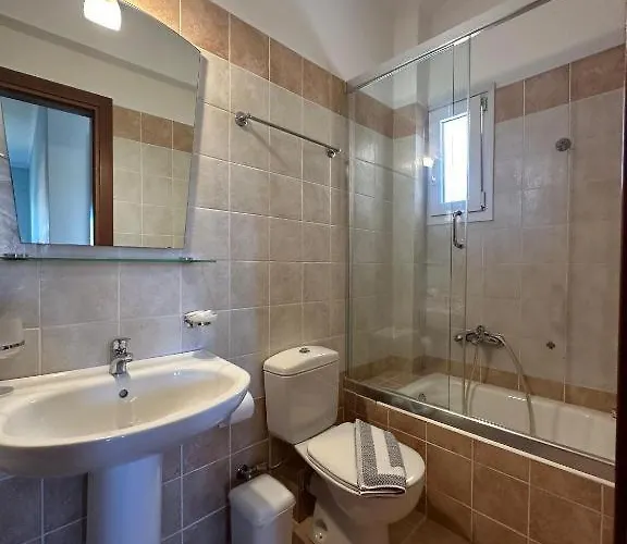 Porto Nirikos Apartment *